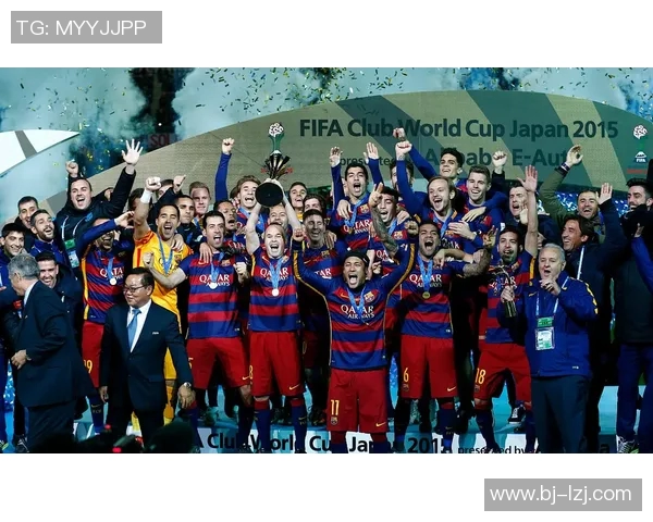 巅峰对决皇马与巴萨再度交锋球迷热情高涨期待精彩瞬间