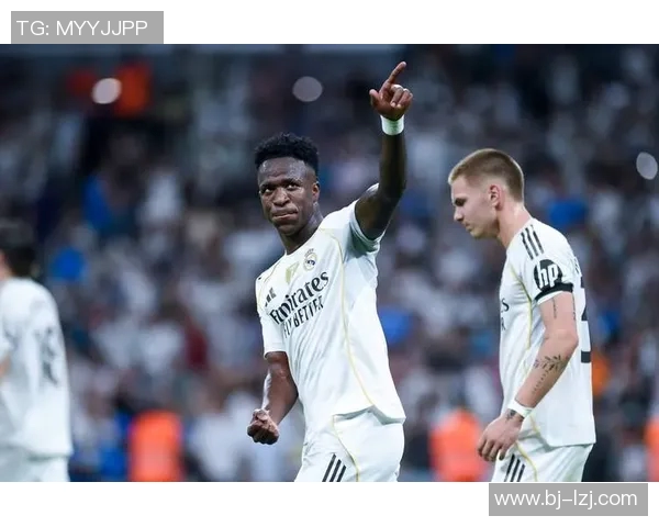 拜仁慕尼黑与皇家马德里激战回顾：巅峰对决再掀欧冠风云