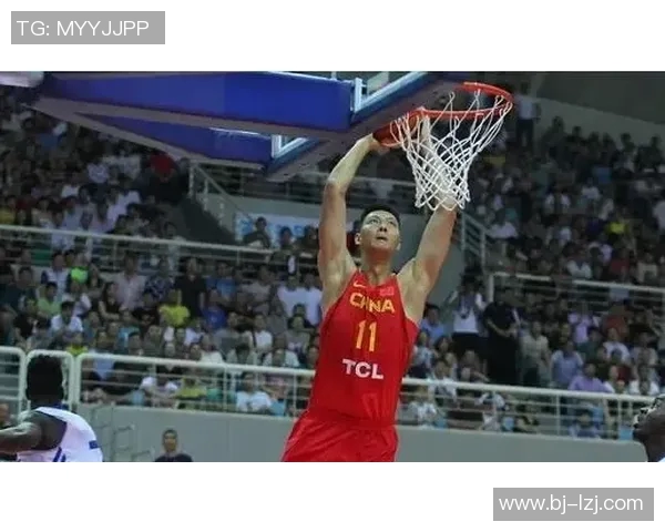 易建联：从篮球场上的传奇到社会责任的践行者，见证中国篮球的辉煌与未来