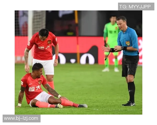 广州恒大与水原比赛结果揭晓双方激战成平局引发热议 广州恒大与水原比赛结果揭晓双方激战成平局引发热议