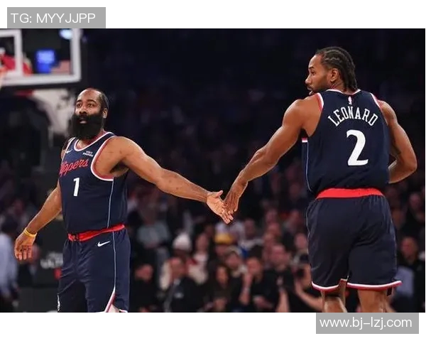 快船与爵士季后赛首轮激战一触即发谁能晋级下一轮较量 快船与爵士季后赛首轮激战一触即发谁能晋级下一轮较量