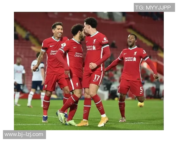 希腊人队与热刺的激烈对决展现足球魅力与战术智慧的巅峰较量 希腊人队与热刺的激烈对决展现足球魅力与战术智慧的巅峰较量