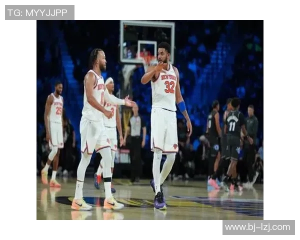 灰熊队与尼克斯队激战正酣谁能在这场对决中笑到最后 灰熊队与尼克斯队激战正酣谁能在这场对决中笑到最后